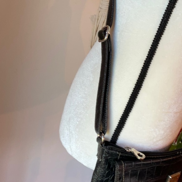 Relic by Fossil black croc embossed design - Picture 5 of 8